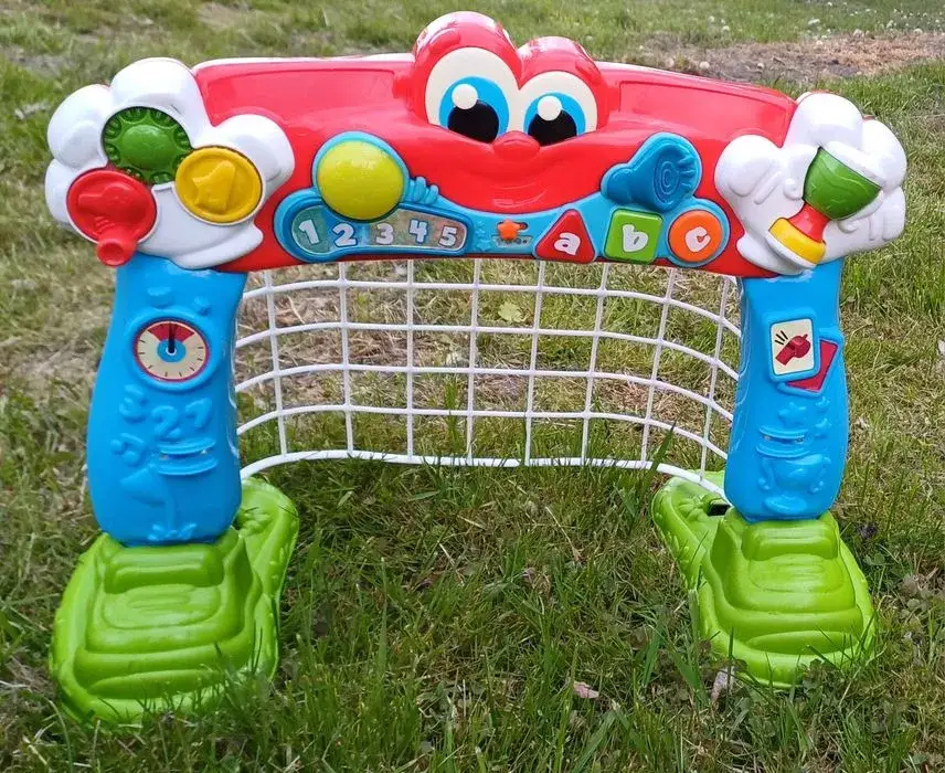 Bramka zabawka: interaktywna radość dla dzieci bez frustracji