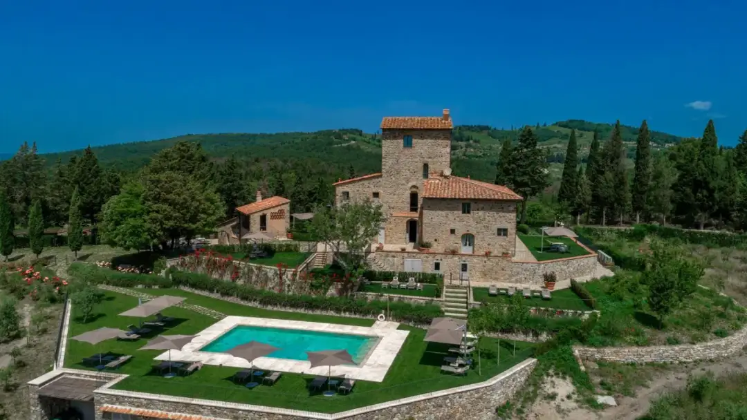 Gdzie zjeść w San Gimignano? Odkryj najlepsze restauracje i dania