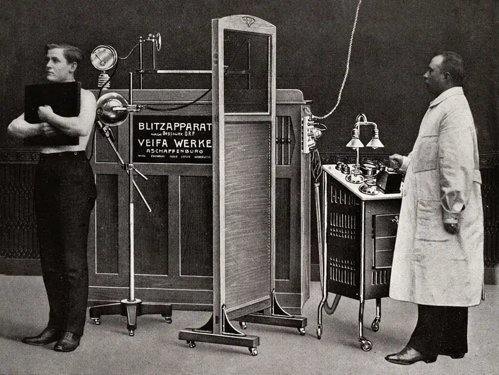 Quién descubrió los rayos X y cómo cambiaron la medicina para siempre