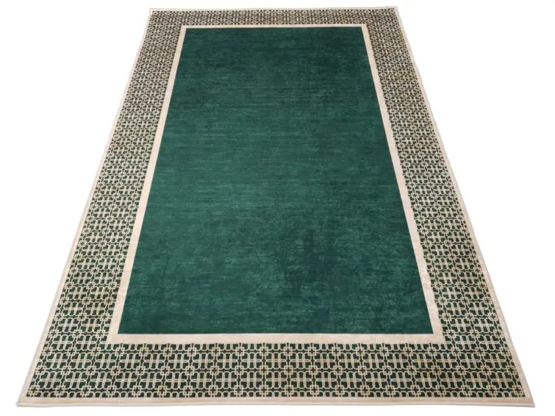 Jaki dywan do butelkowej zieleni wybierać, aby nie popełnić błędu?