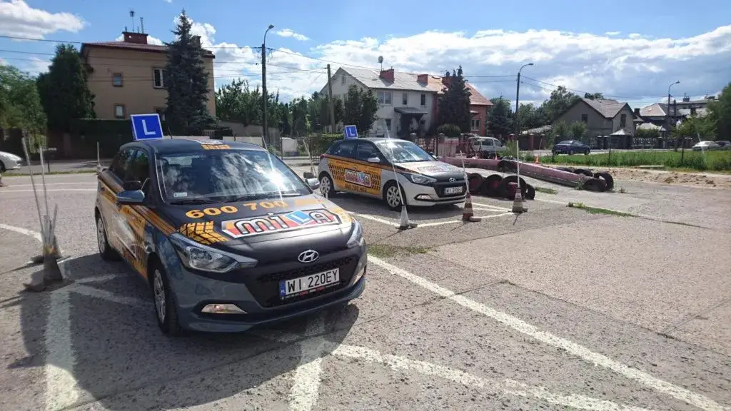 Nauka jazdy Mila: Kompleksowe kursy w Lublinie i Warszawie