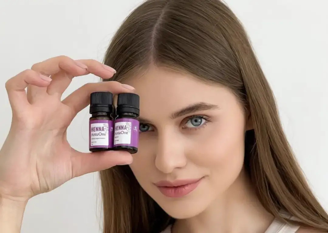 Henna zwykła czy pudrowa? Wyjaśniamy różnice