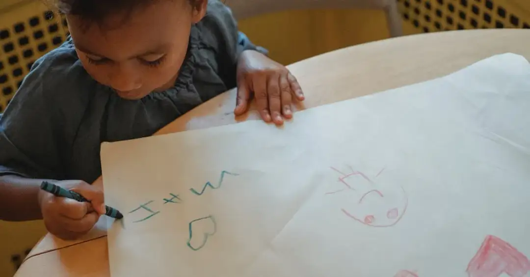 Które kredki dla 2-latka są bezpieczne i rozwijające? Nasz top 5