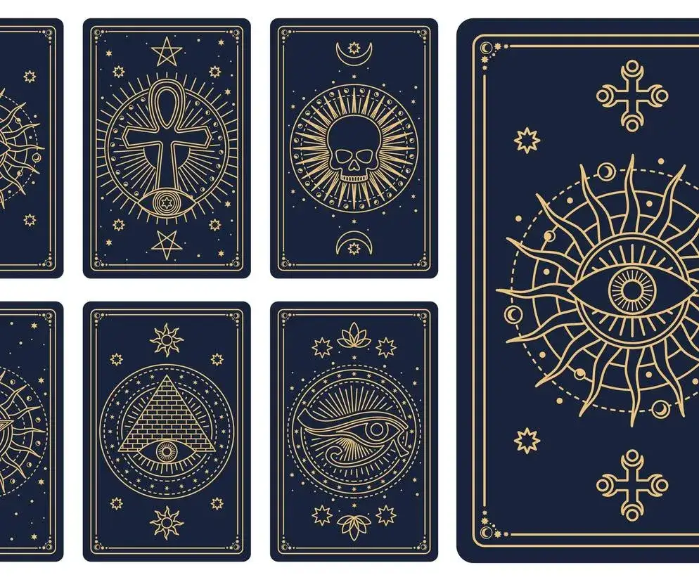 Jak odczytać czas w tarocie: skuteczne metody interpretacji kart
