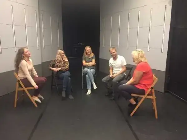 Zajęcia z improwizacji w Warszawie - znajdź idealne dla siebie