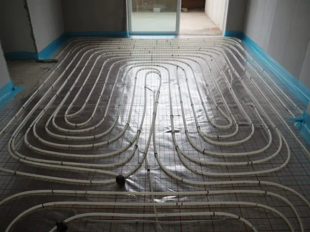 Ogrzewanie podłogowe w starym domu: Praktyczny poradnik i koszty