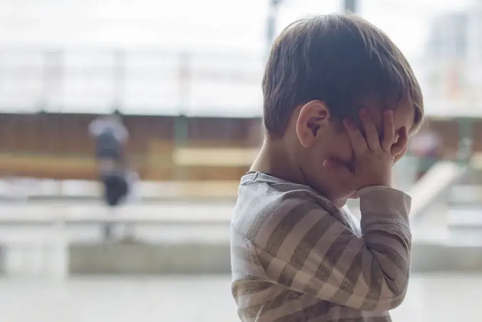 Zaburzenie integracji sensorycznej przyczyny – co warto wiedzieć?