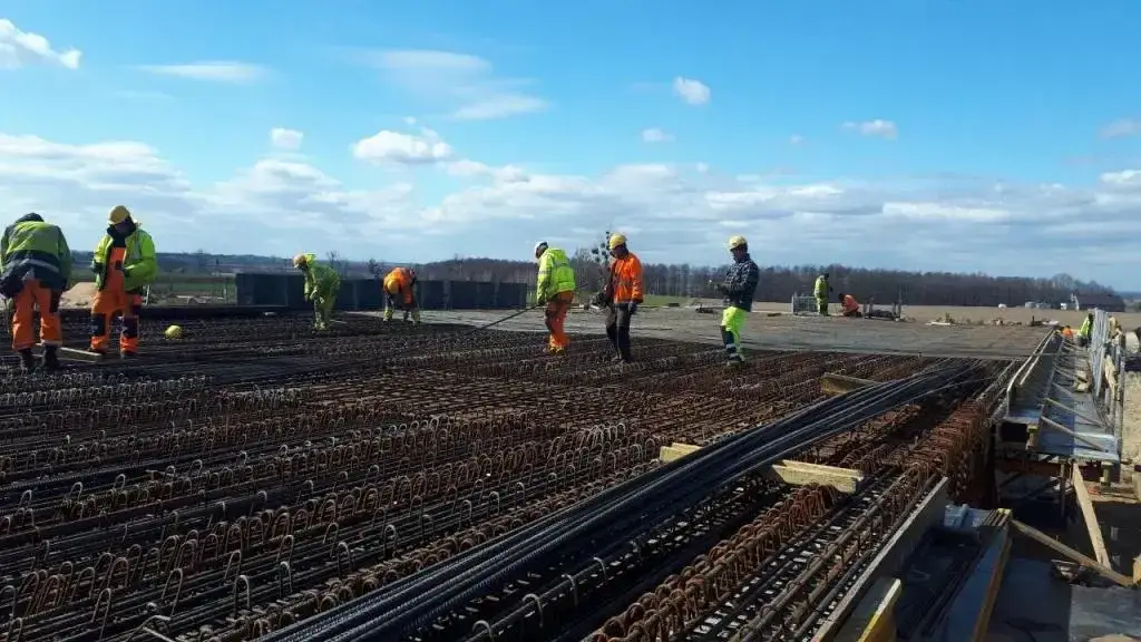 Montaż zbrojenia: jak uniknąć najczęstszych błędów i problemów