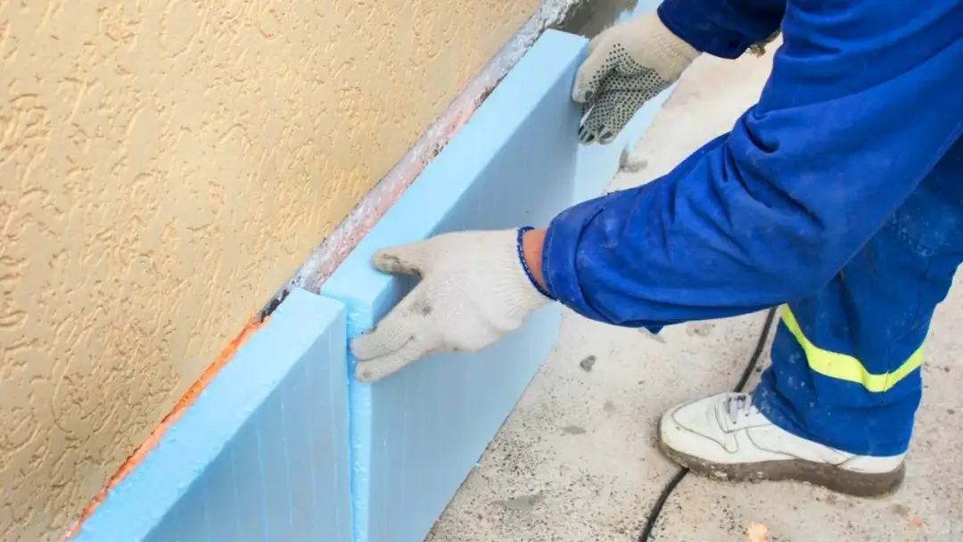 Jaki styropian na fundamenty: wybierz najlepszy materiał izolacyjny