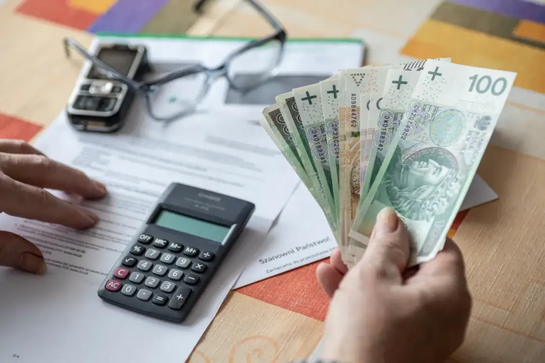 Kiedy warto przejść na emeryturę ZUS? Poznaj sekrety optymalnych decyzji