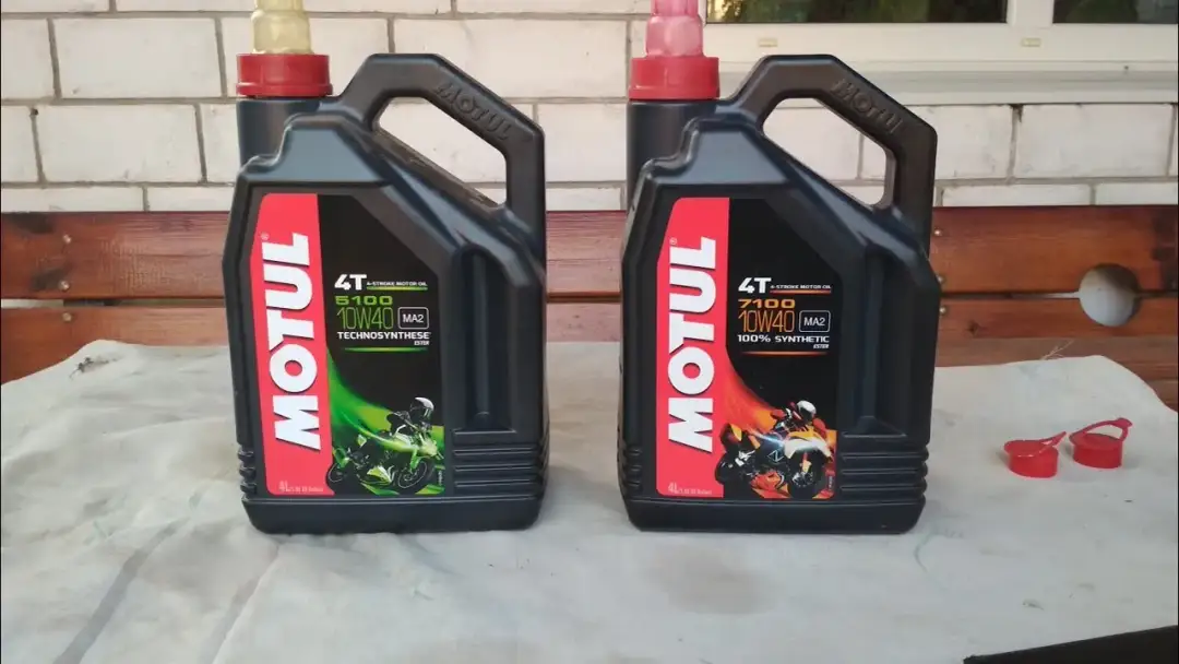 Motul 10W40: 5100 vs 7100 Prawda o syntetykach. Który wybrać?