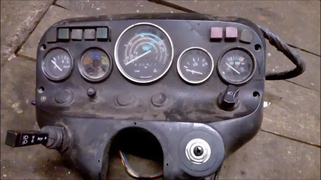 Wiązka elektryczna Zetor 7211 - jak uniknąć kosztownych napraw?