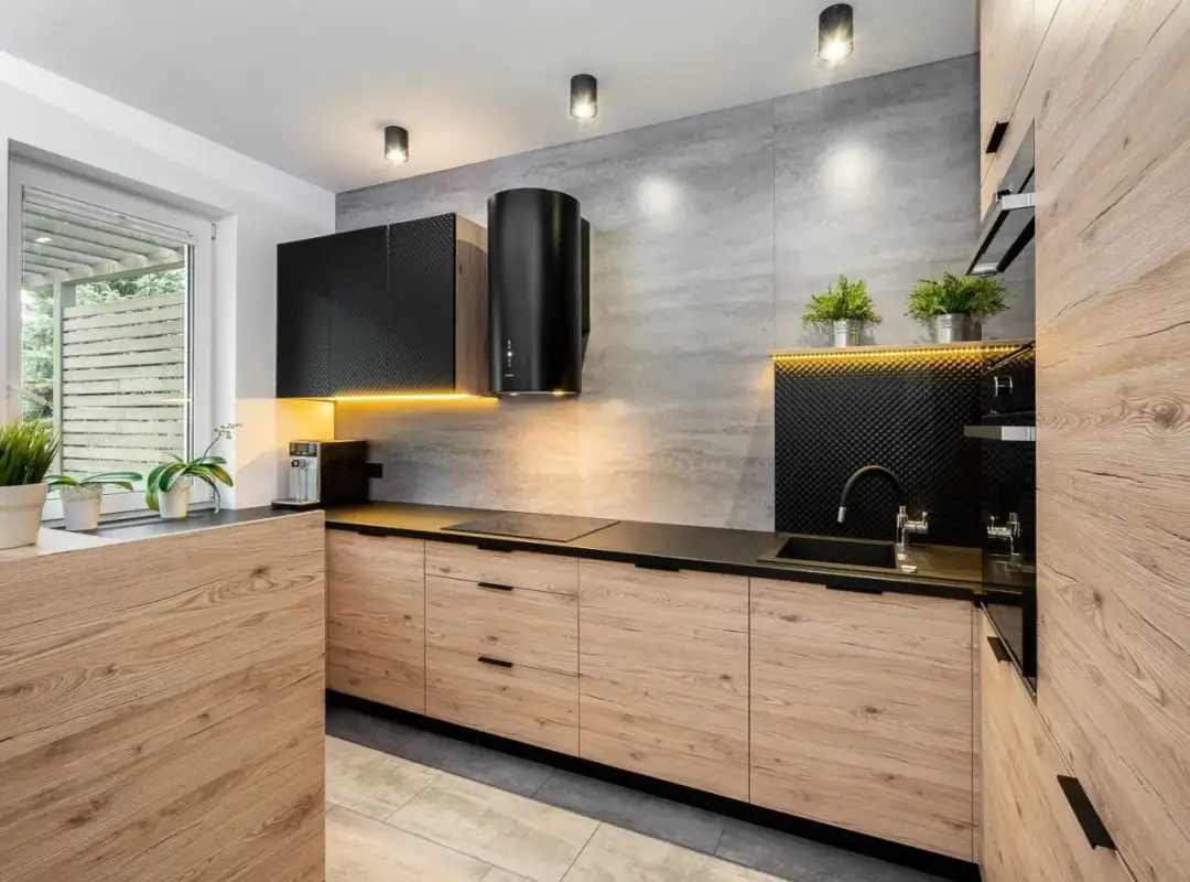 Mała kuchnia w bloku: Funkcjonalna i stylowa? Oto jak to zrobić!