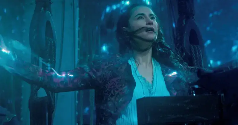 Cień i kość recenzja: Co warto wiedzieć przed lekturą?