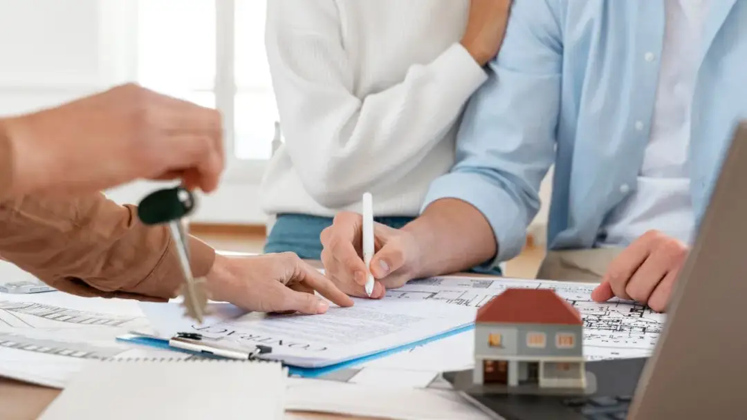 Jak sprawdzić czy nieruchomość jest zadłużona i uniknąć problemów