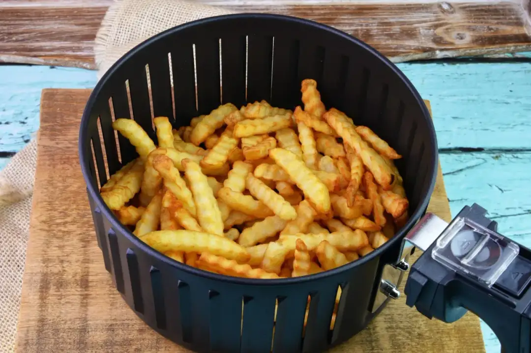 Idealna temperatura do smażenia frytek we frytkownicy, uniknij błędów