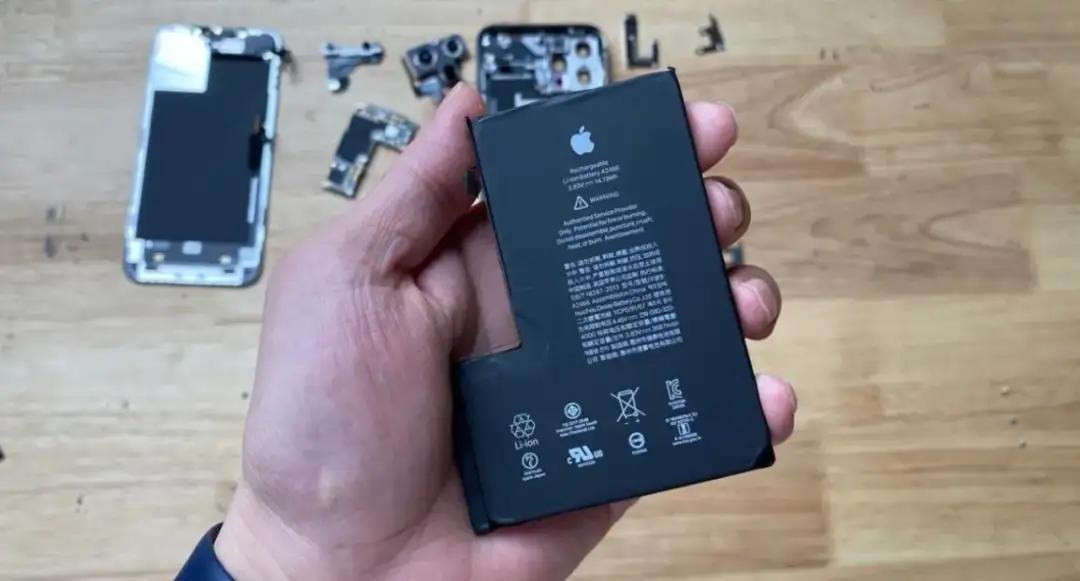 iPhone 8 - Jaka jest dokładna pojemność baterii w tym modelu?