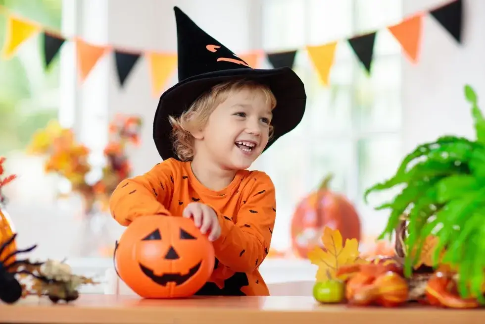 Jak zrobić strój dyni dla dziecka - łatwe i tanie pomysły na Halloween