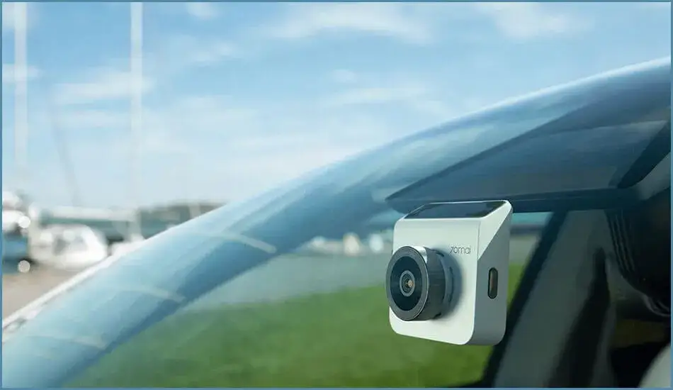 Jak zamontować wideorejestrator z kamerą cofania bez błędów?