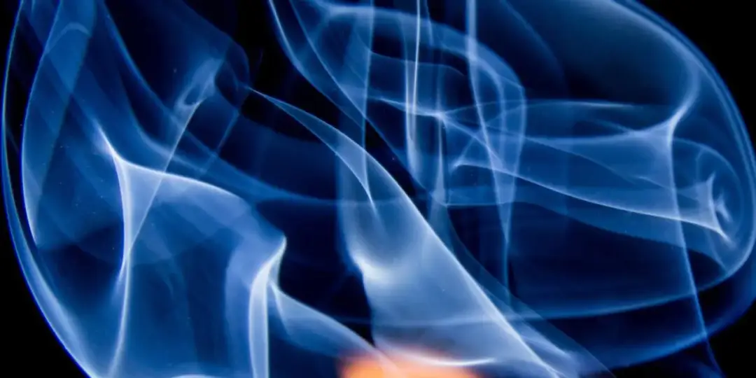 Dlaczego czujnik czadu piszczy? Odkryj powody alarmu i zagrożenia