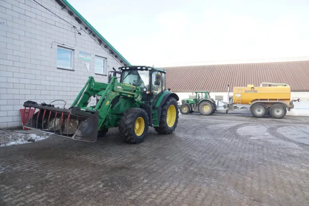 Jak przerejestrować ciągnik po śmierci właściciela - uniknij problemów prawnych