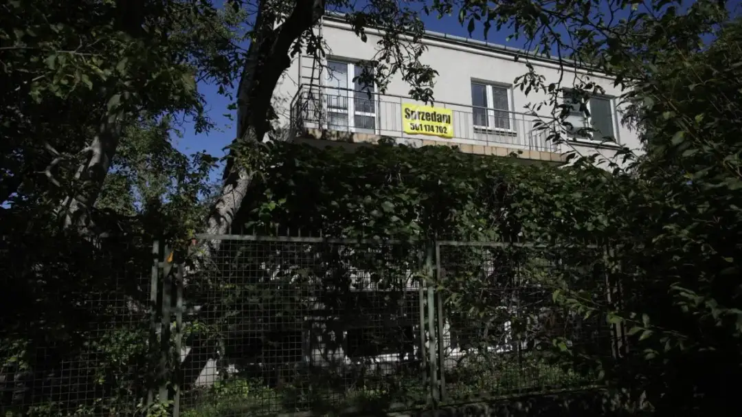 Gdzie mieszka Kaczyński? Odkryj tajemnice jego warszawskiej willi