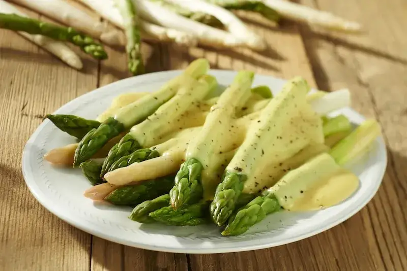 Jak gotować szparagi zielone: prosty przepis na idealne warzywo