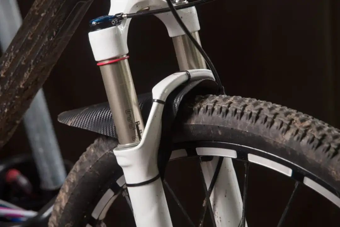 Jak wyregulować amortyzator w rowerze, aby poprawić komfort jazdy