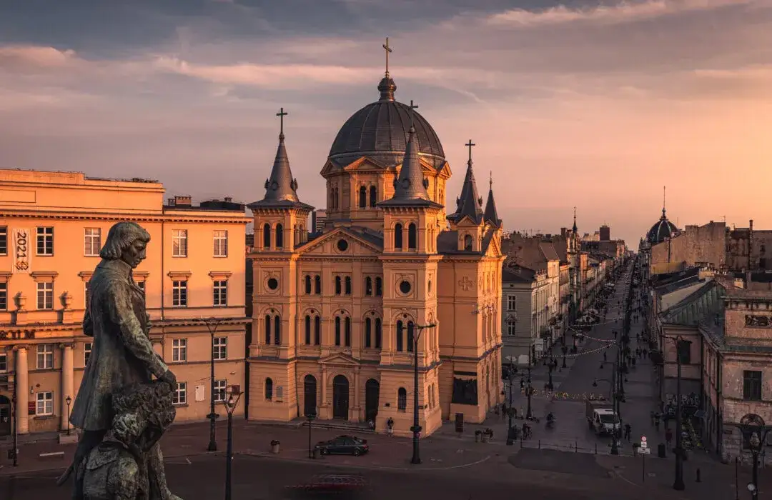 Główna ulica Łodzi: Przewodnik po atrakcjach