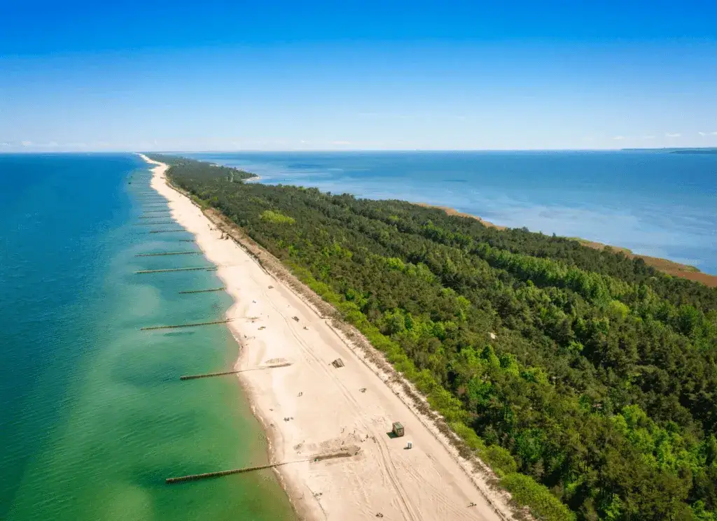 Najlepsze miejsca nad morzem z dziećmi: Ranking 2024