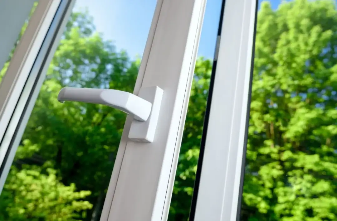 Jak szklić okna: kompletny poradnik krok po kroku dla każdego