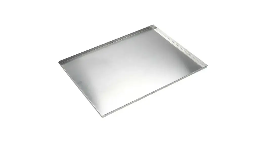 Jaką blachę do ciasta 40x30 wybrać: rodzaje, właściwości i najlepsze modele