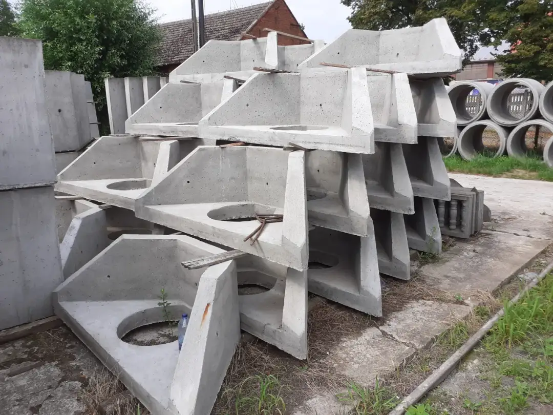 Ściany oporowe przepustów rurowych: funkcje, typy i montaż