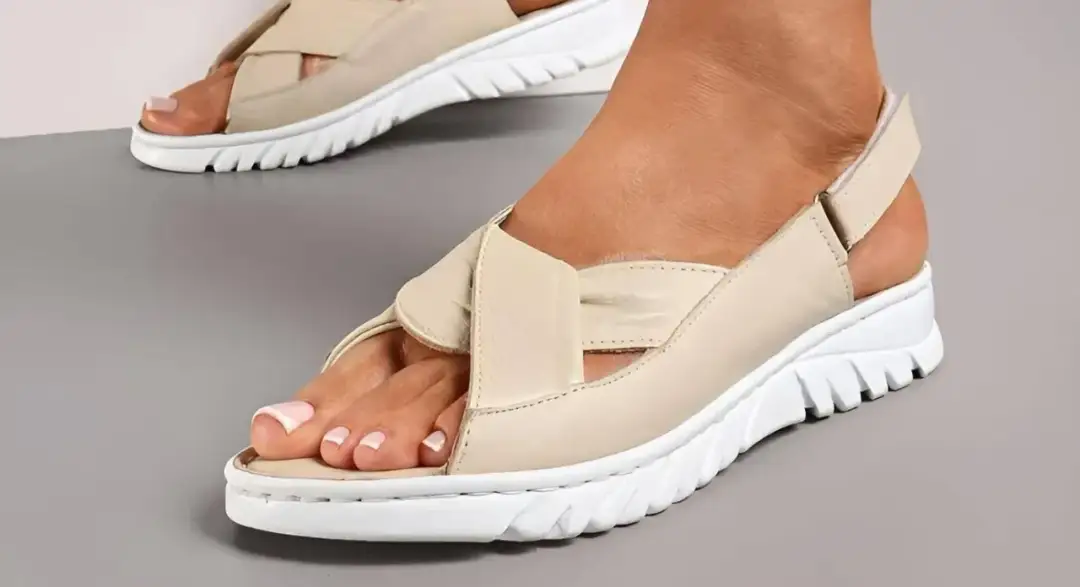 Sandały na haluksy: Komfort i styl bez bólu? Poradnik eksperta!