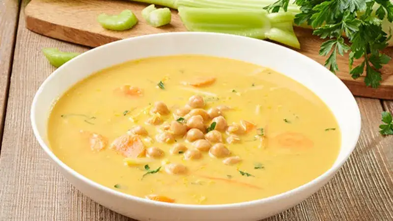 Jak zrobić zupę z ciecierzycy – prosty przepis na zdrowy posiłek
