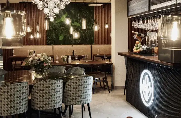 Gdzie zjeść w Bielsku-Białej? Odkryj najlepsze lokale gastronomiczne