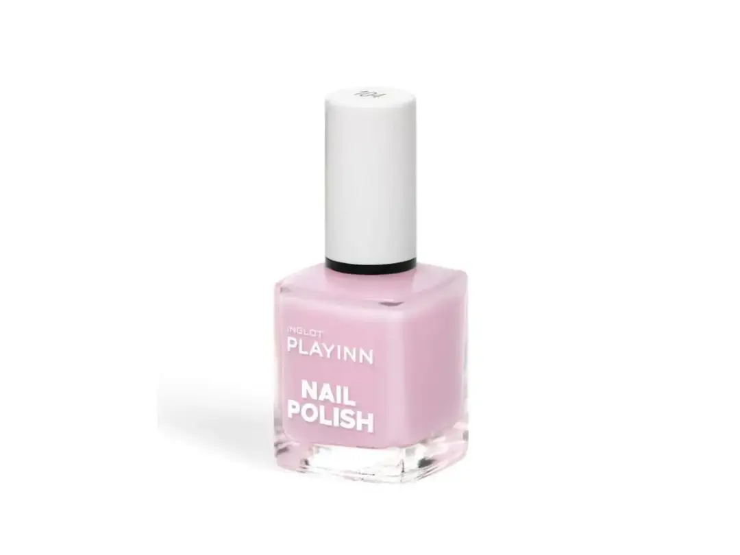 Jakie lakiery do manicure hybrydowego wybrać, by uniknąć rozczarowania?