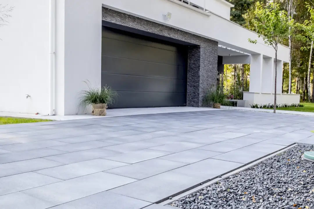 Jak samemu zrobić podjazd do garażu - uniknij najczęstszych błędów