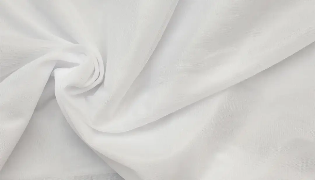 Czy poliester się rozciąga? Odkryj prawdę o elastyczności materiału