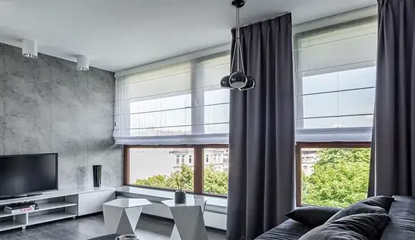 Jakie karnisze do nowoczesnego salonu? 5 trendów, które musisz znać