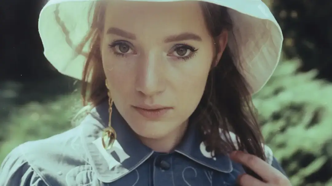 Kto śpiewa nic dwa razy się nie zdarza? Poznaj Sanah i jej historię