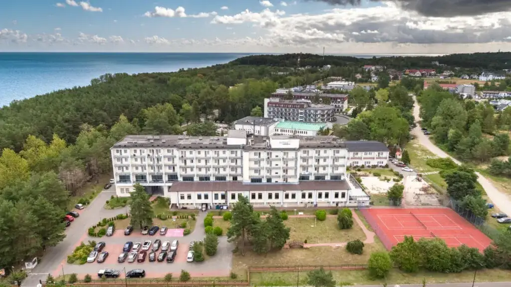 Ile gwiazdek ma hotel Primavera w Jastrzębiej Górze? Sprawdź teraz!