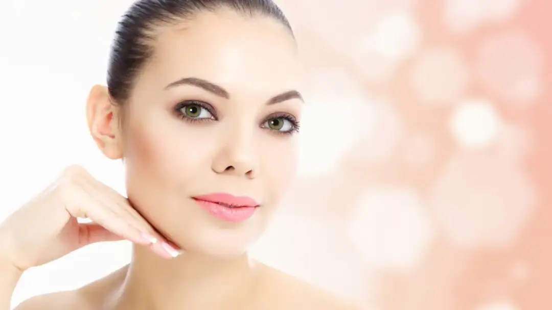 Ile kosztuje botox ust? Sprawdź ceny i co wpływa na koszty