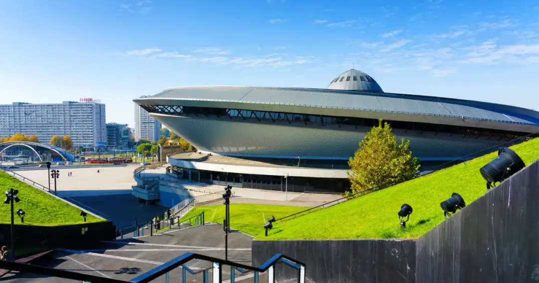 Spodek Katowice: Ikona Śląska latający talerz pełen historii