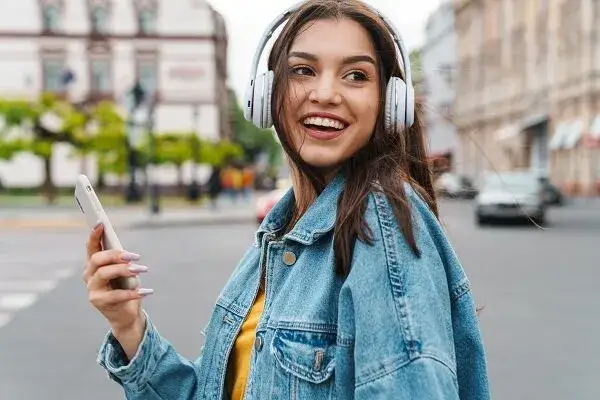 Impedancja słuchawek co to - klucz do lepszego dźwięku i jakości