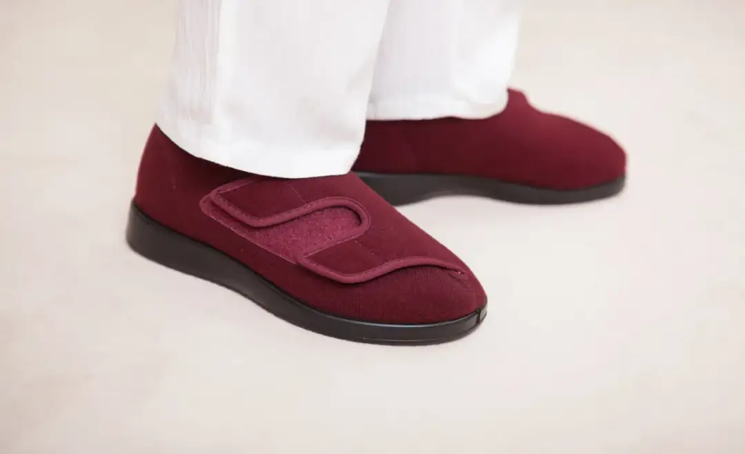 Ted Baker Schuhe: Stil, Passform, Pflege Ihr Experten-Guide