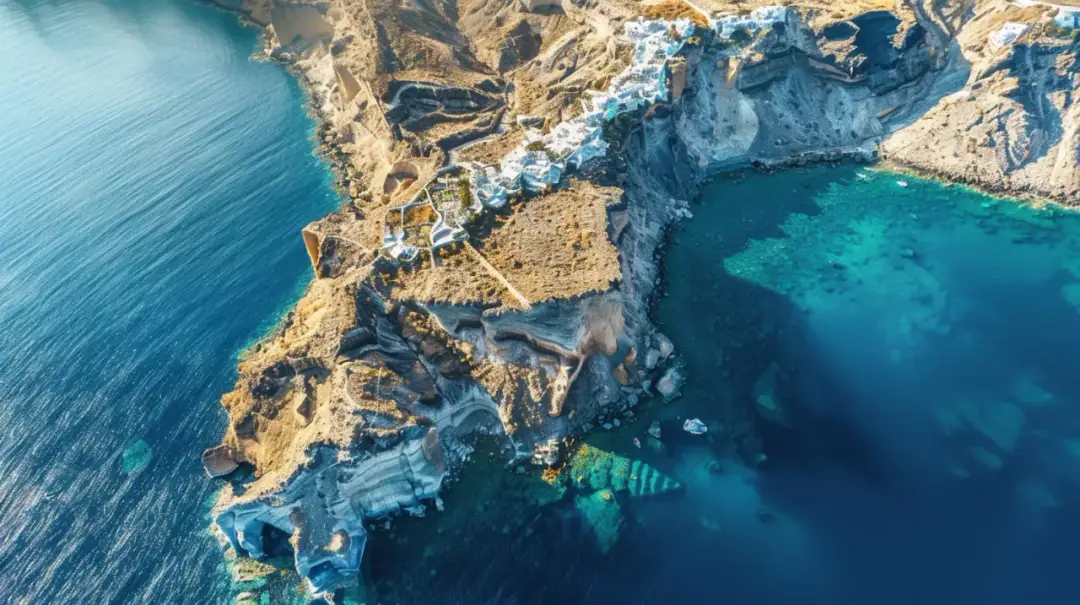 Blue Lagoon Grecja: Najpiękniejsze widoki na Santorini