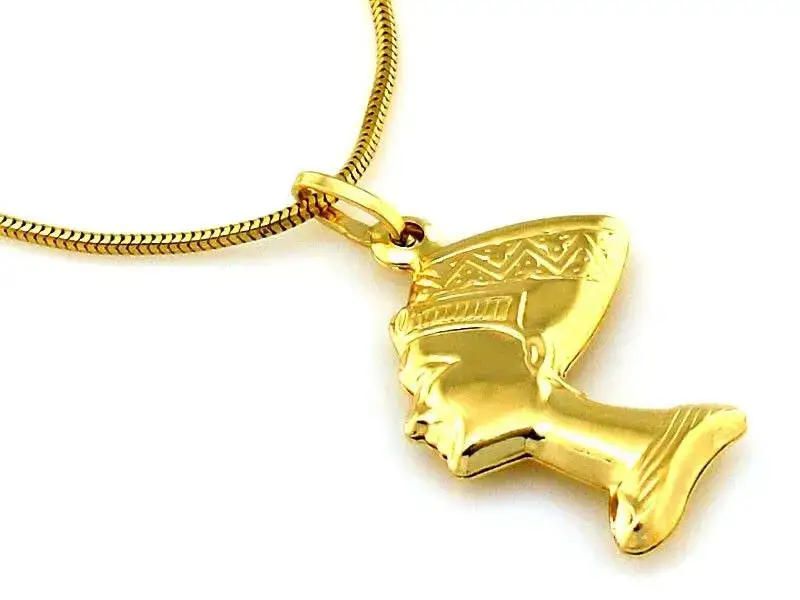 Nefretete wisiorek znaczenie: symbol siły i piękna w historii