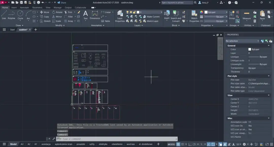 Autocad LT 2026, okno z narzędziami do tworzenia szablonów, widoczne bloki i właściwości obiektu.