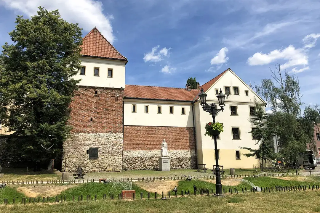 Gliwicki Zamek Piastowski: Od więzienia do muzeum co musisz wiedzieć? Gliwicki Zamek Piastowski: Od więzienia do muzeum co musisz wiedzieć?